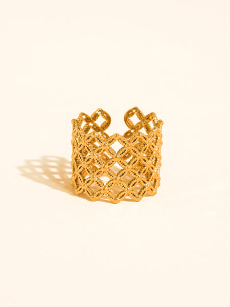 Alizée Lattice Statement Ring