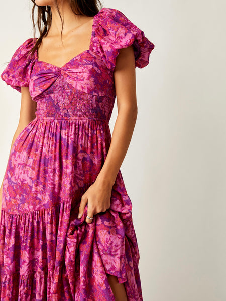 Short Sleeve Sundrenched Dress in Magenta Combo