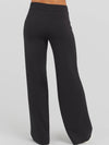 AirEssentials Wide Leg Pant in Very Black