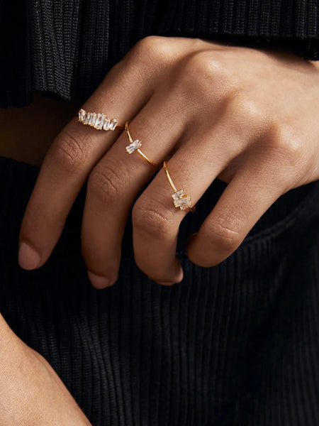 Amara Ring Set in Gold