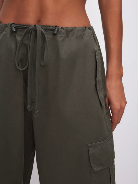 Parachute Pant in Fatigues