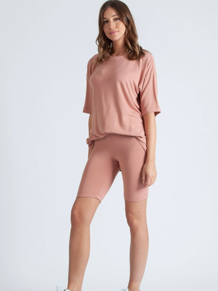 Jhene Shorts in Pink